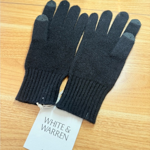 White + Warren 100% Cashmere Texting Gloves NWT XS/S Sold Out - Picture 3 of 5